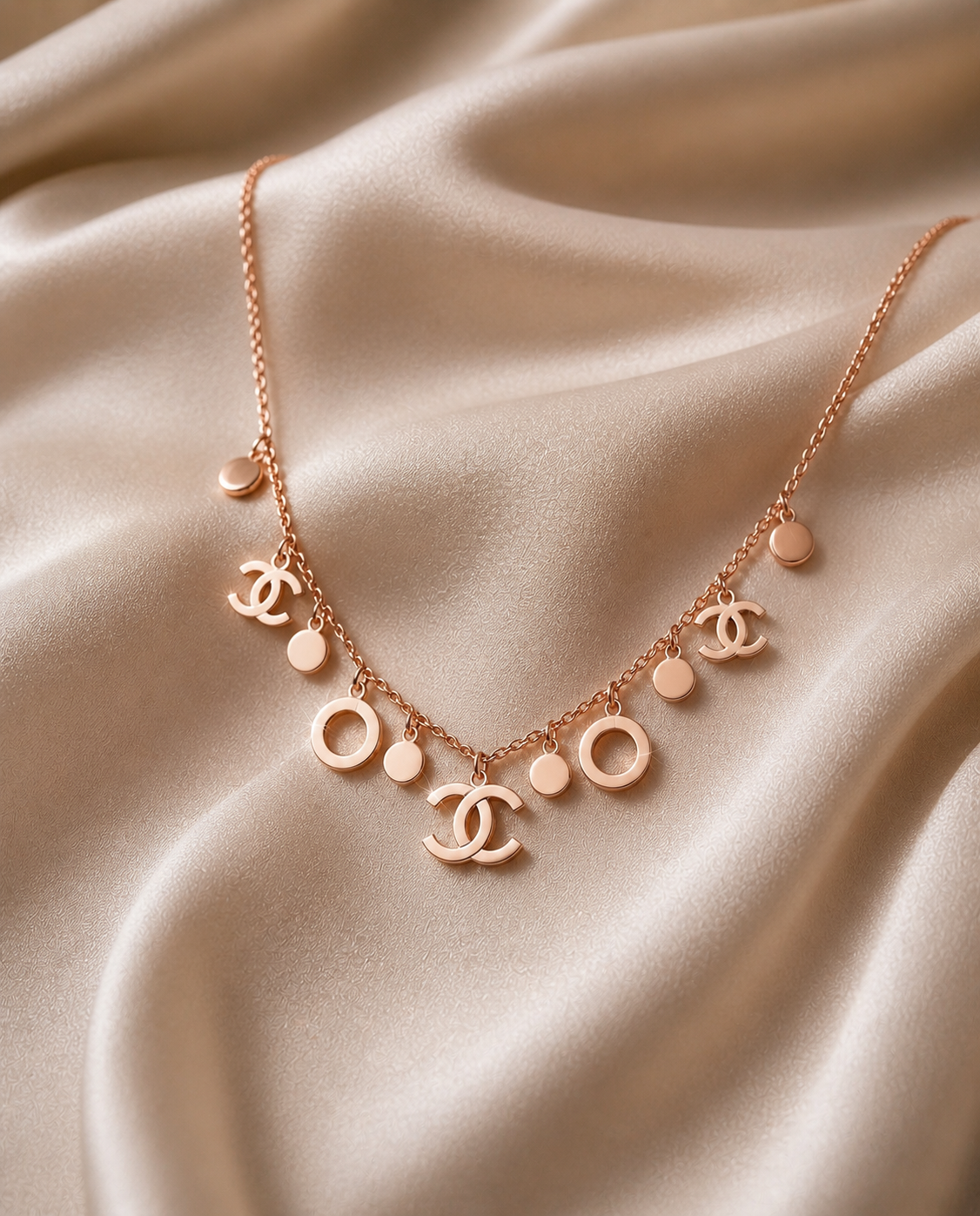 Prifine 18k gold-plated geometric logo charm choker necklace with sleek, modern design and adjustable chain length.