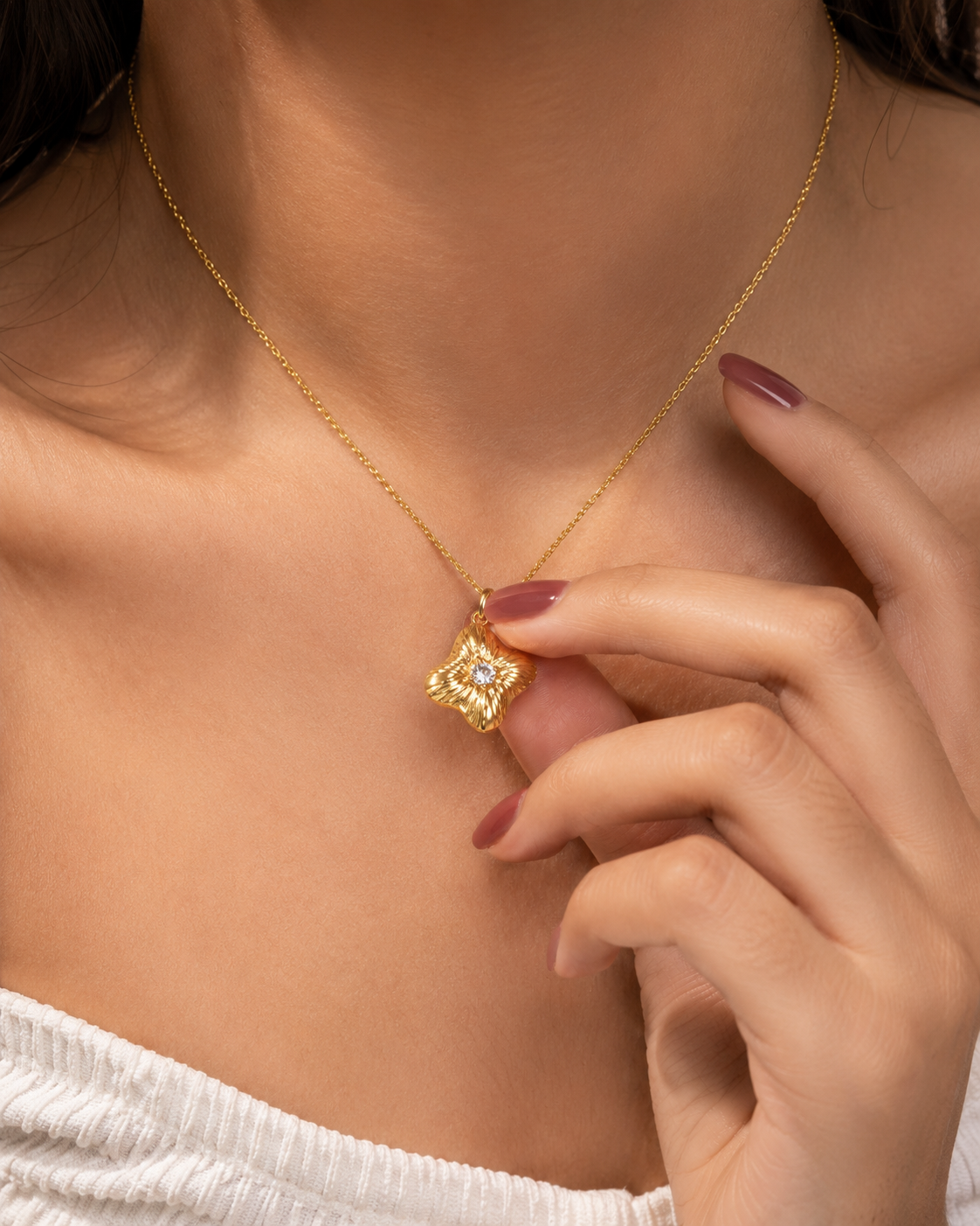 Bloom Diamond Flower Pendant Necklace – 18K Gold Vermeil | Floral Pendant Necklace