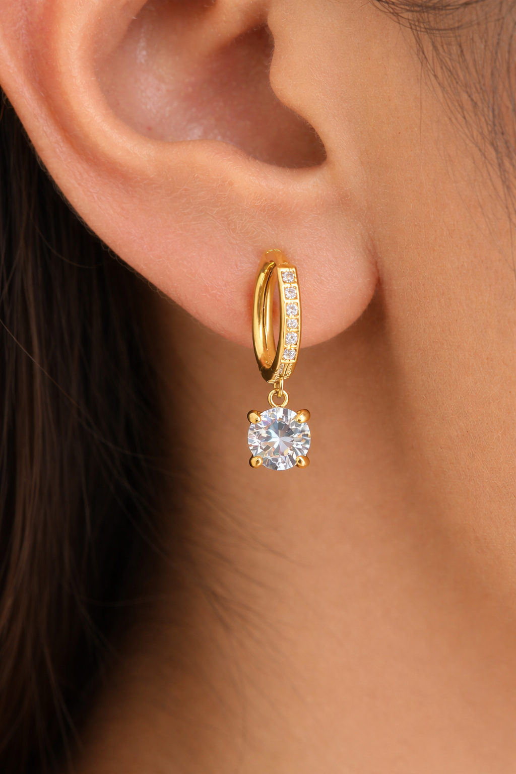Prifine solitaire hoop drop earring featuring a sleek design with a single sparkling gemstone and elegant hoop style.