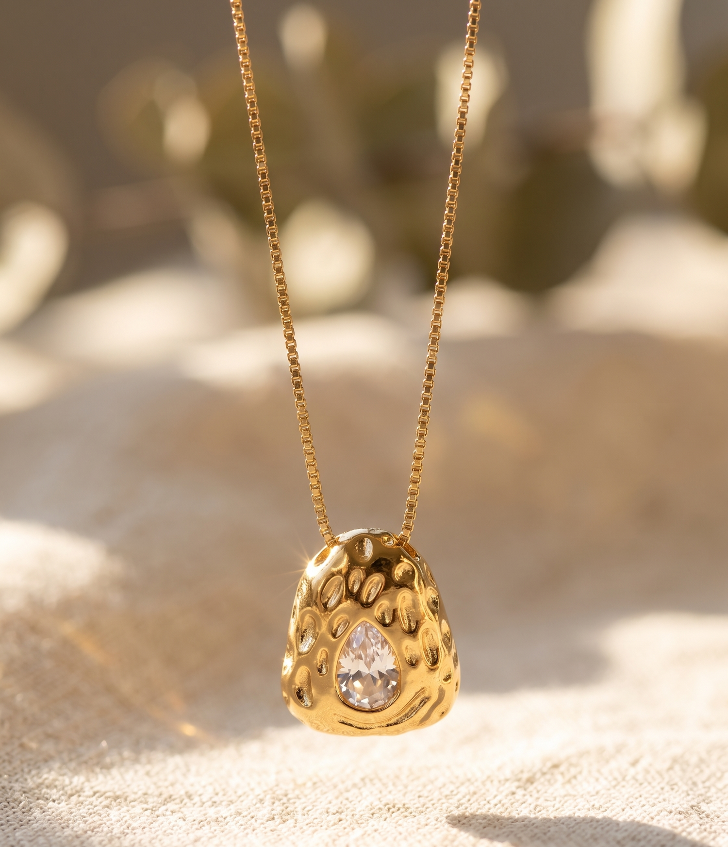 Textured Gold Teardrop Pendant Necklace - 18k Gold Plated