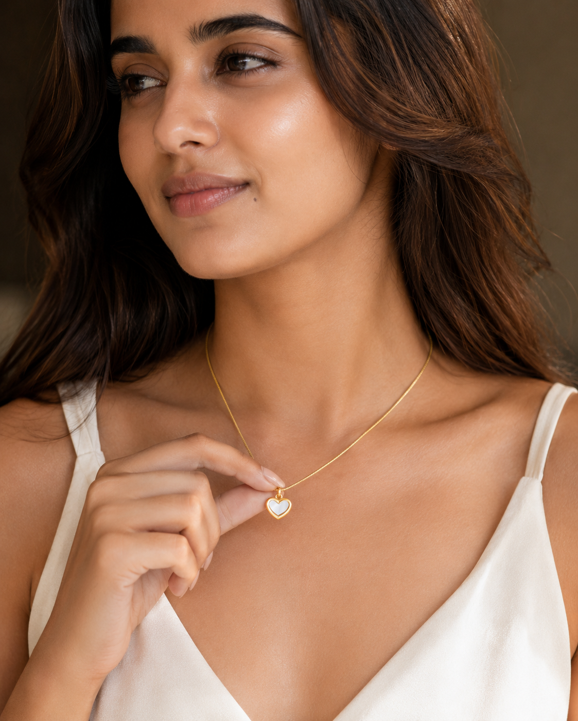 Luna Heart Pendant Necklace – 18K Gold Vermeil | Mother of Pearl Heart Necklace