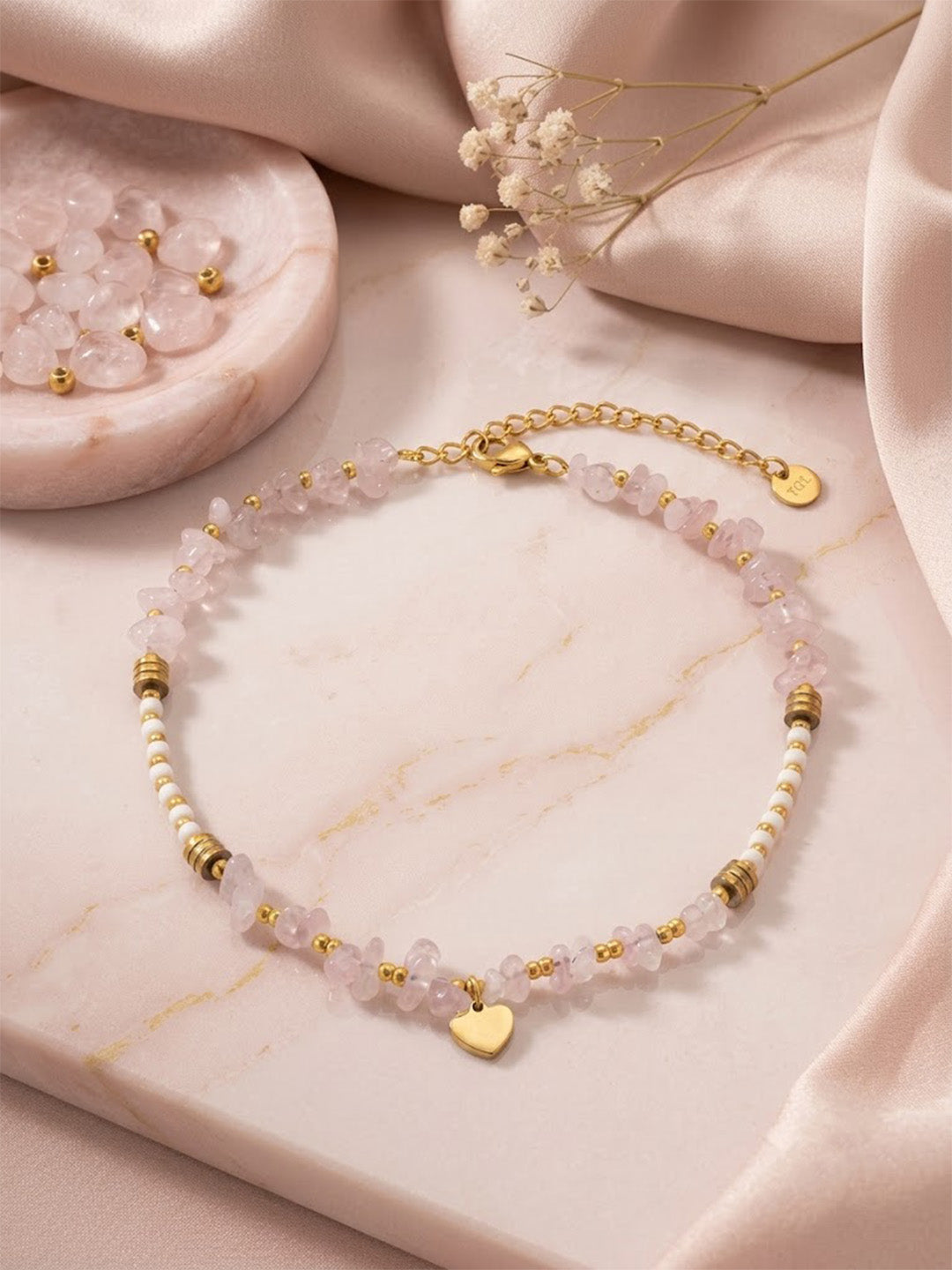 Natural Light Pink Quartz Crystal Chip Anklet with Gold Heart Charm – Waterproof Beachwear