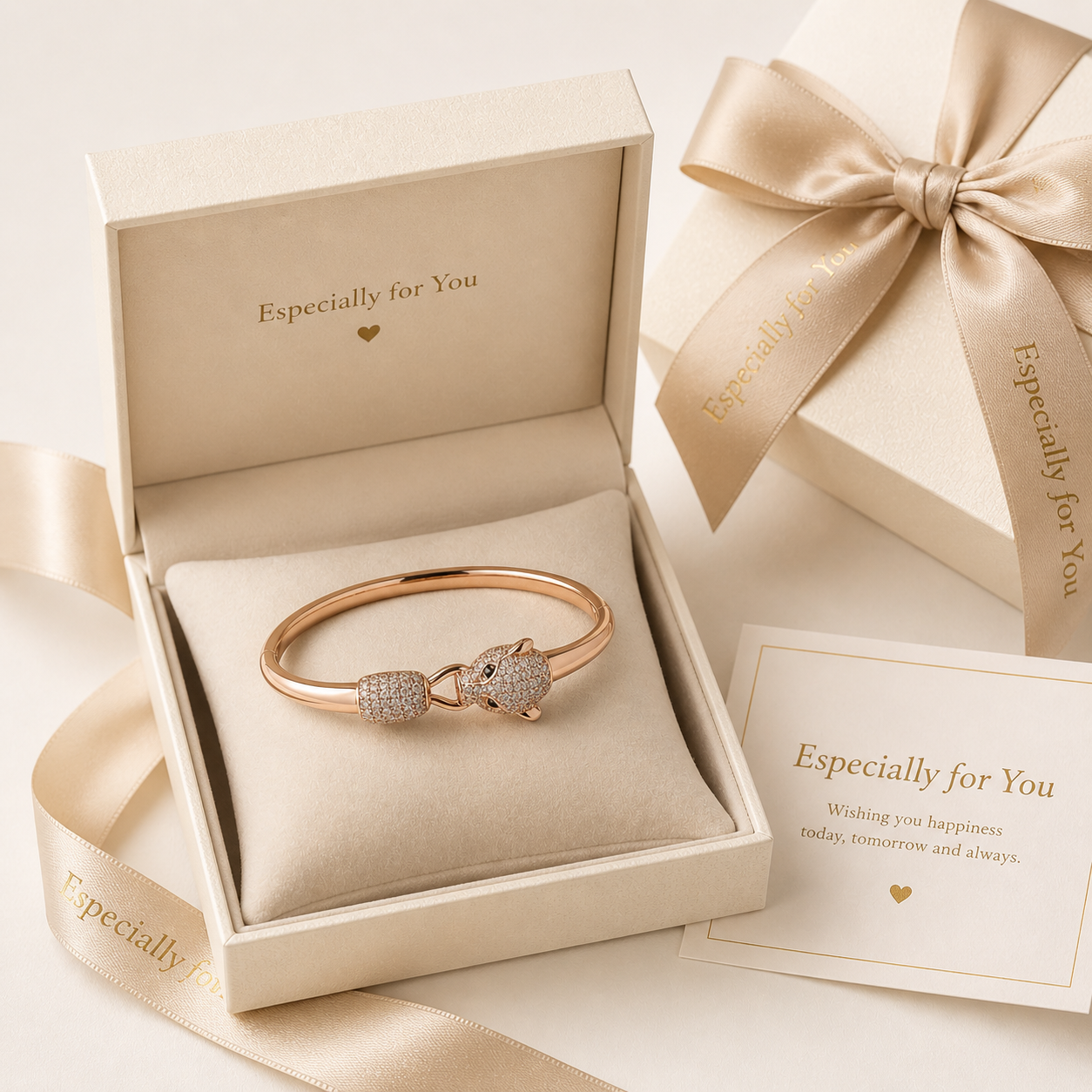 Prifine Wild Elegance interlocking panther bangle in silver with intricate detailing on smooth metal bracelet.