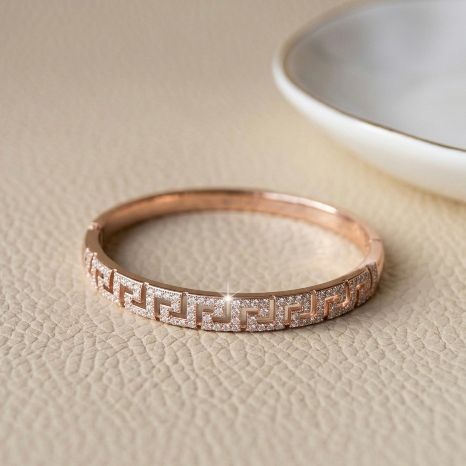 Prifine anti-tarnish premium Kada bracelet showcasing a sleek, polished gold-toned bangle with smooth, rounded edges.
