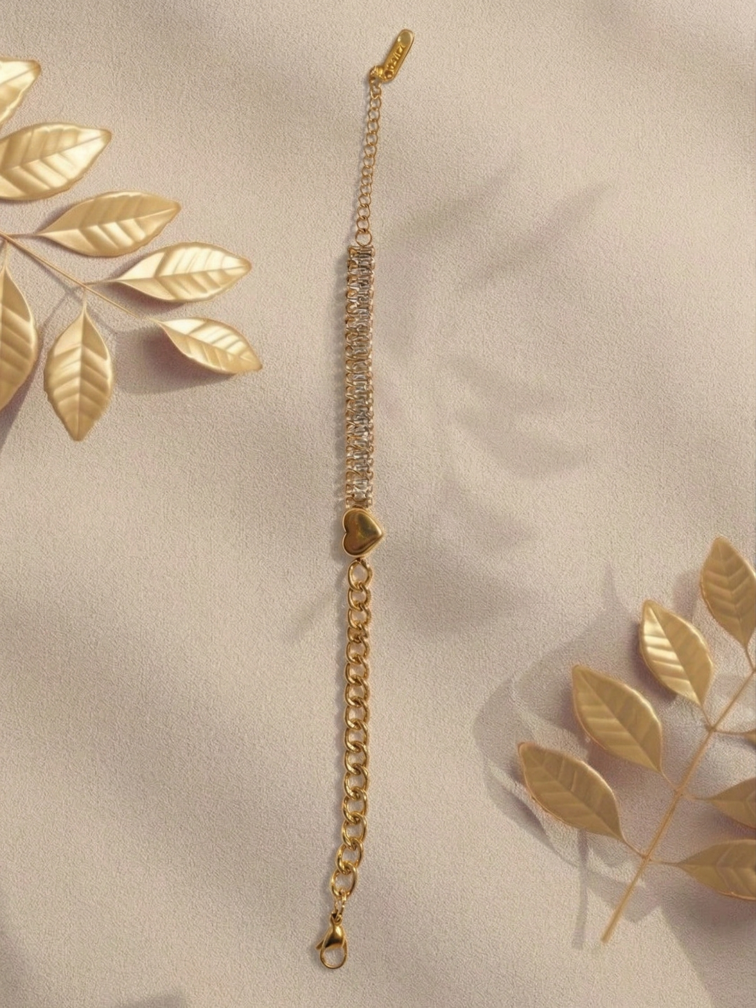 Prifine Crystaline Heart Bracelet featuring sparkling crystal hearts on a delicate silver chain.