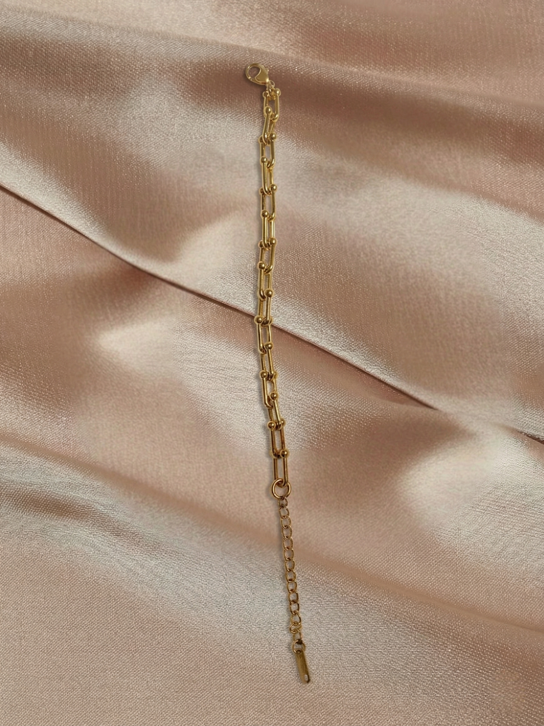 18k gold plated boxed chain bracelet by Prifine, featuring a sleek, classic design with interlocking rectangular links.