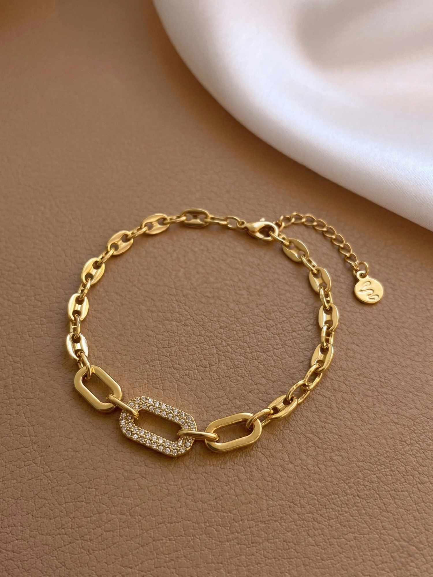 Prifine 18K gold plated oval link bracelet with crystal rectangle charm, showcasing elegant jewelry design.
